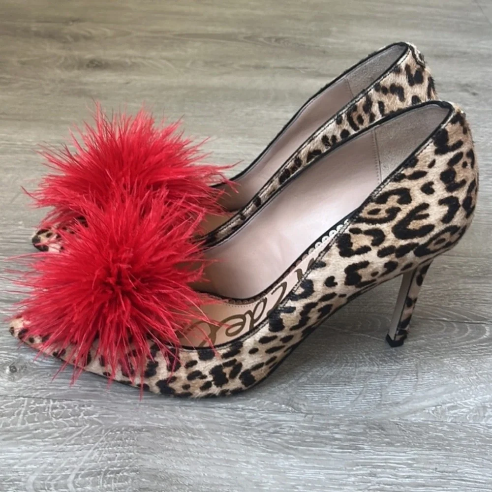 Sam‎ Edelman Leopard Print Heels with Red Feather Pom Poms Pointed Toe Size 6